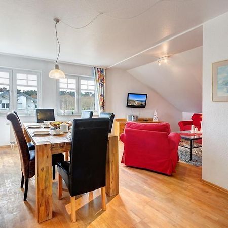 Grosse Schoene 3 Zimmer Ferienwohnung - 100 Qm - In Strandnaehe Fuer 6 Personen!! 제바트헤링스도르프 외부 사진