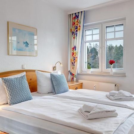 Grosse Schoene 3 Zimmer Ferienwohnung - 100 Qm - In Strandnaehe Fuer 6 Personen!! 제바트헤링스도르프 외부 사진