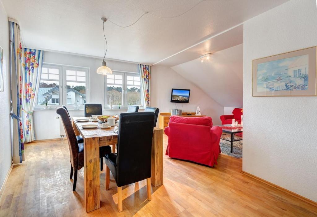 Grosse Schoene 3 Zimmer Ferienwohnung - 100 Qm - In Strandnaehe Fuer 6 Personen!! 제바트헤링스도르프 외부 사진