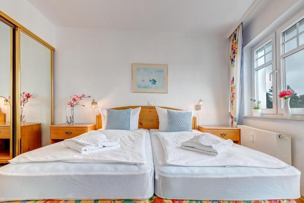 Grosse Schoene 3 Zimmer Ferienwohnung - 100 Qm - In Strandnaehe Fuer 6 Personen!! 제바트헤링스도르프 외부 사진